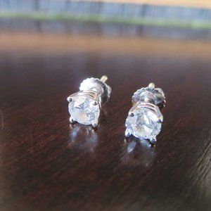 14K White Gold 1Ct TW Diamond Stud Earrings